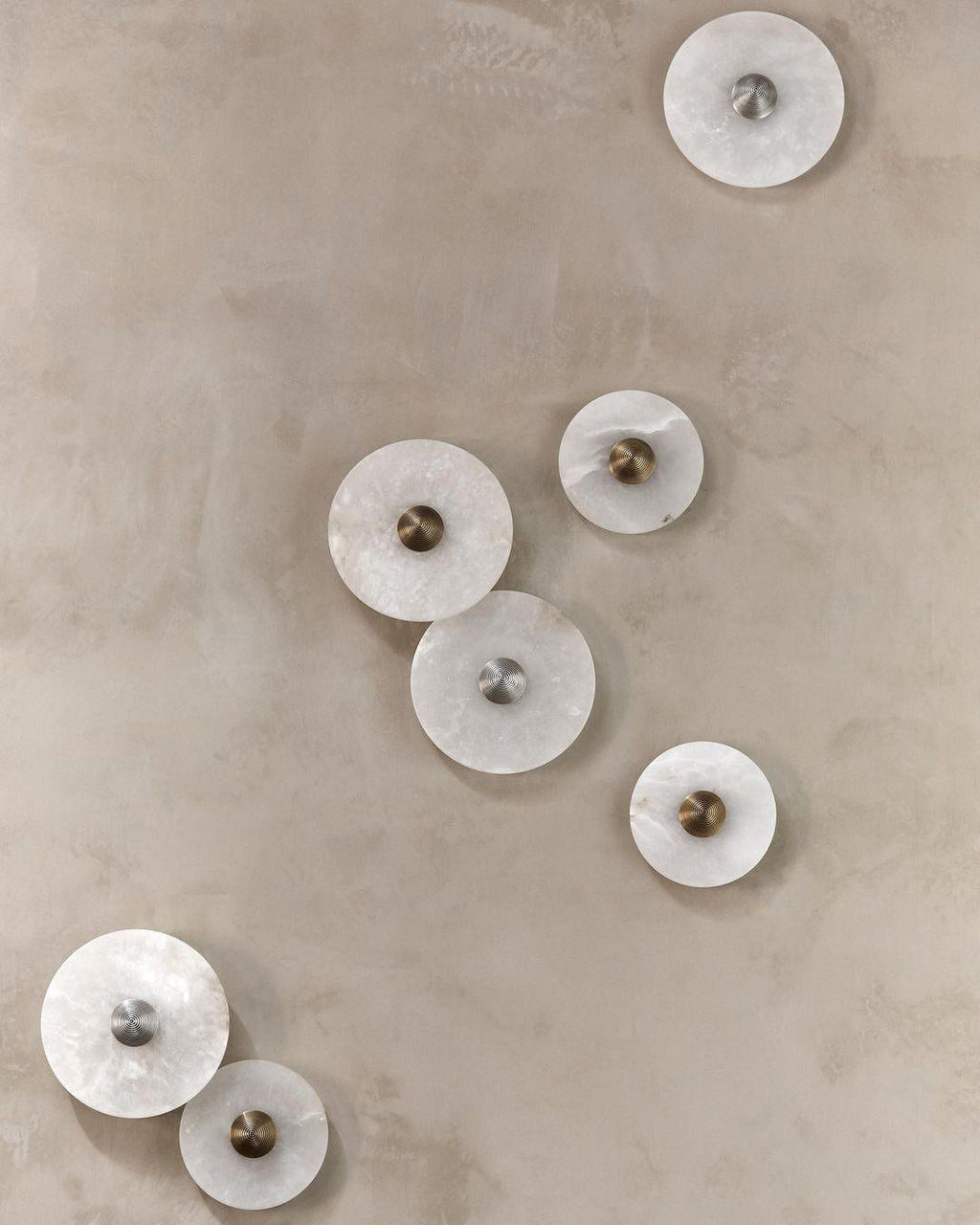 Round Wall Lamp Alabaster Fluted Brass
