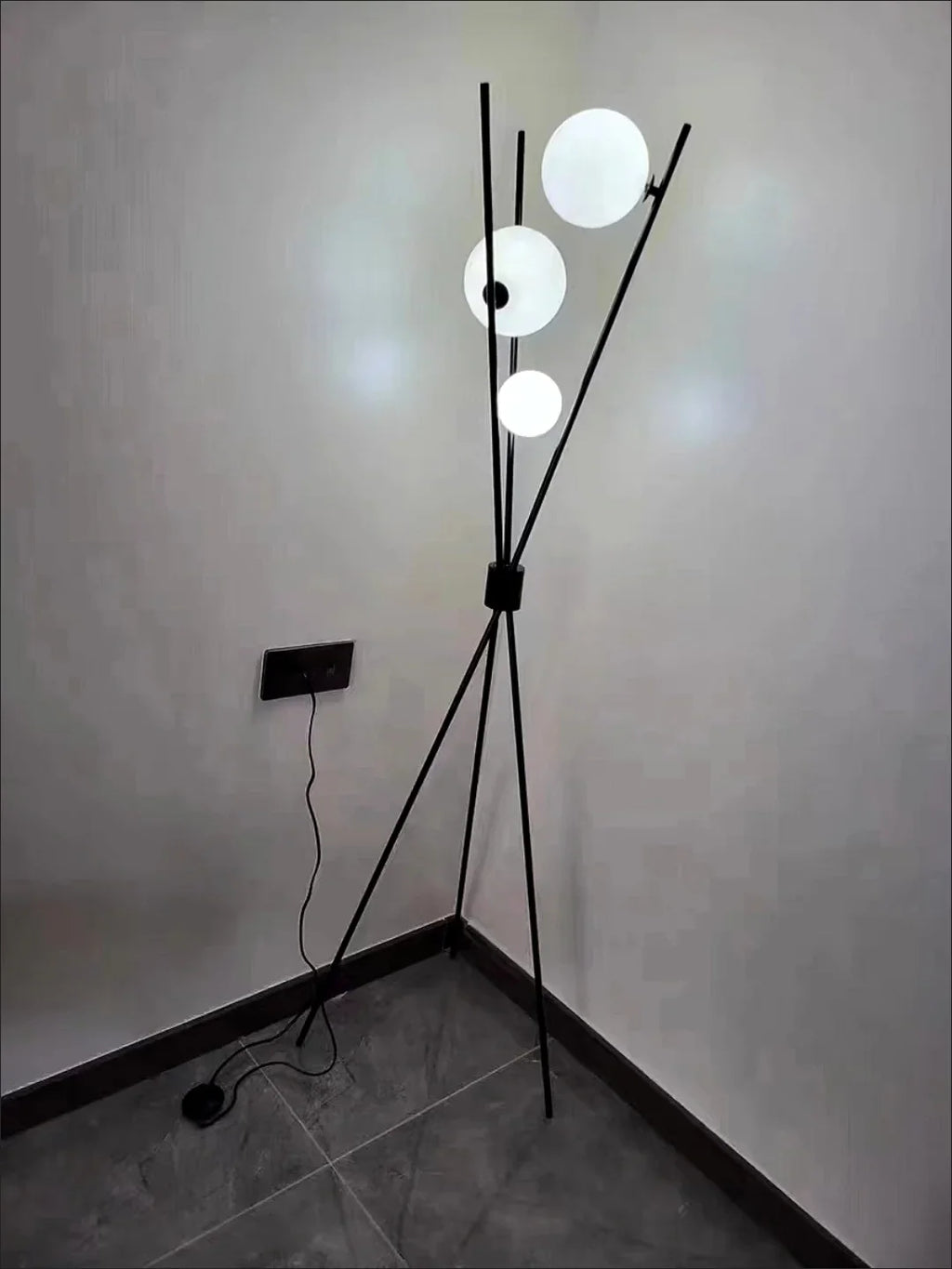 Designer LED Floor Lamp with Moon-Shaped Shades – Table and Floor Lamp on Tripod