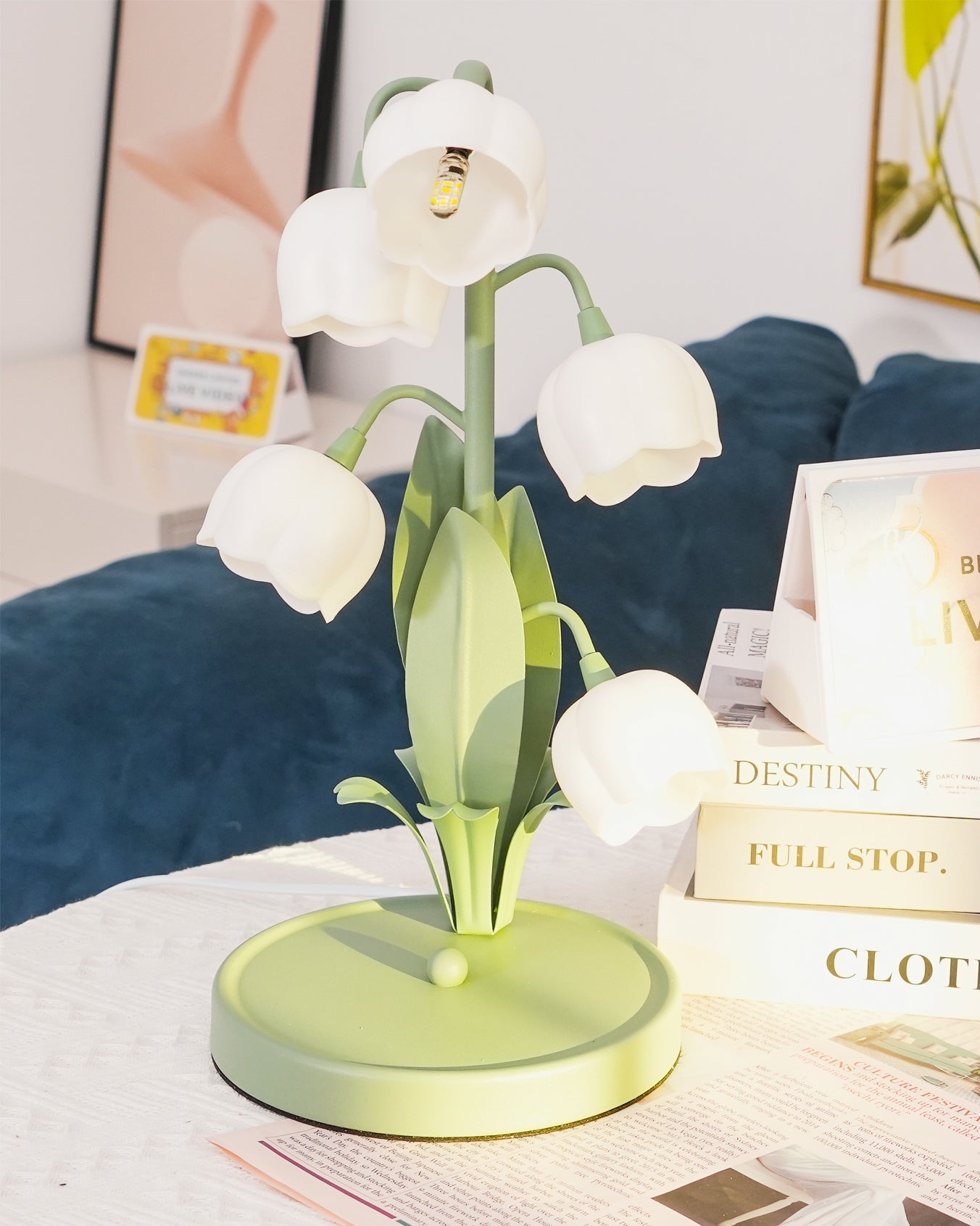 Sara Orchid Table Lamp