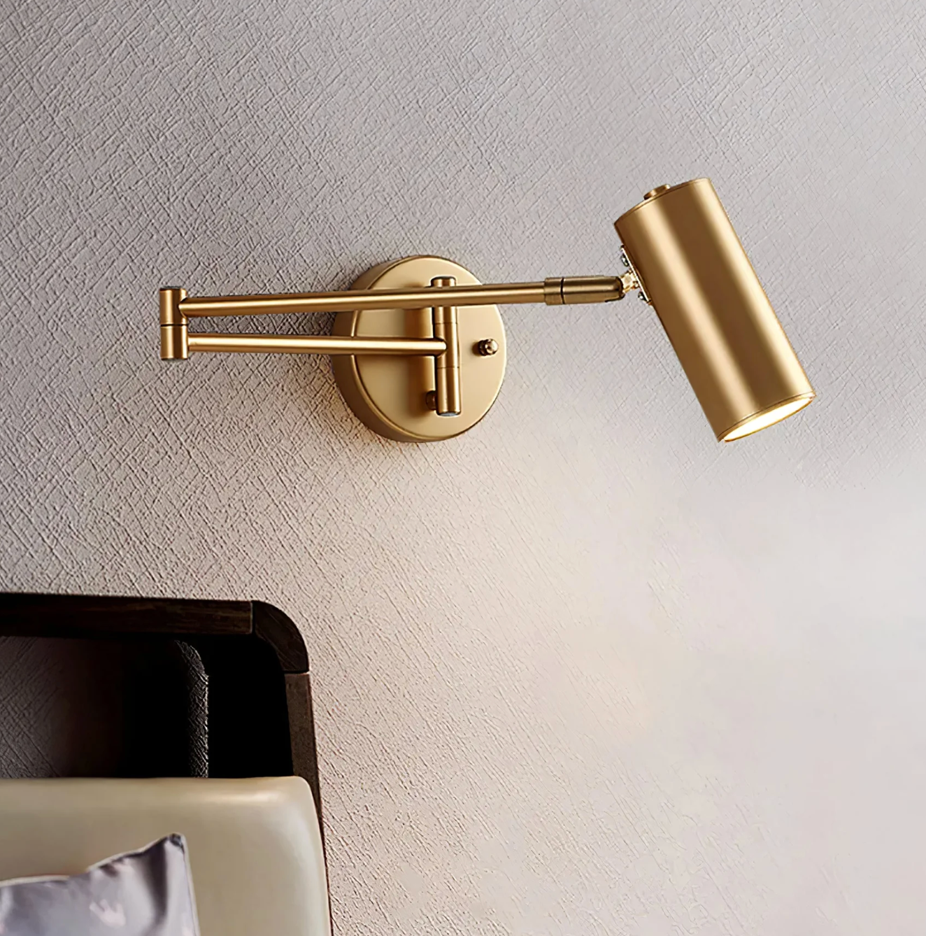 Modern wall sconce with adjustable arm – minimalist spotlight lamp
