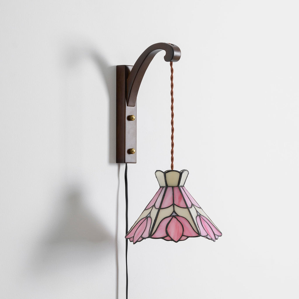 Serena Tiffany Plug In Wall Lamp