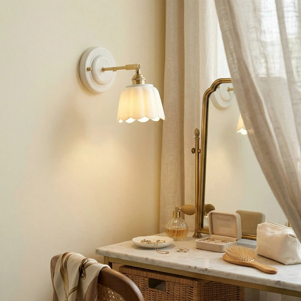 Sidney Vintage Flower Ceramic Wall Sconce