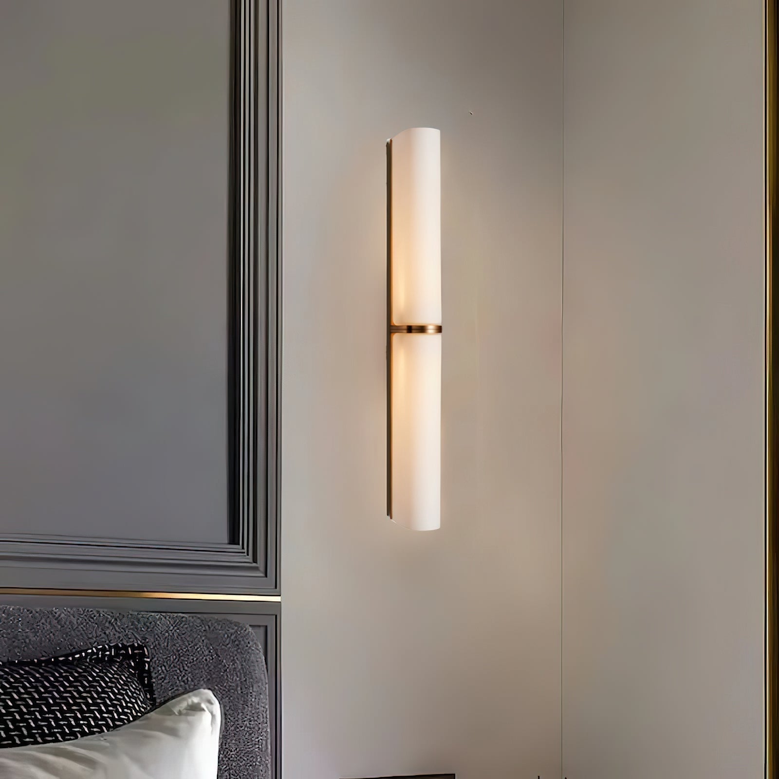 Modern Minimalist Glass Wall Sconce