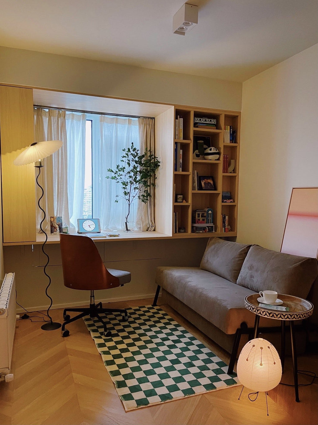 Squiggle Floor Lamp