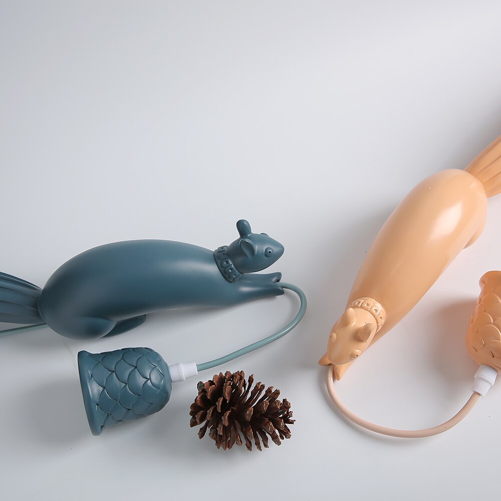 Squirrel Pendant Lamp