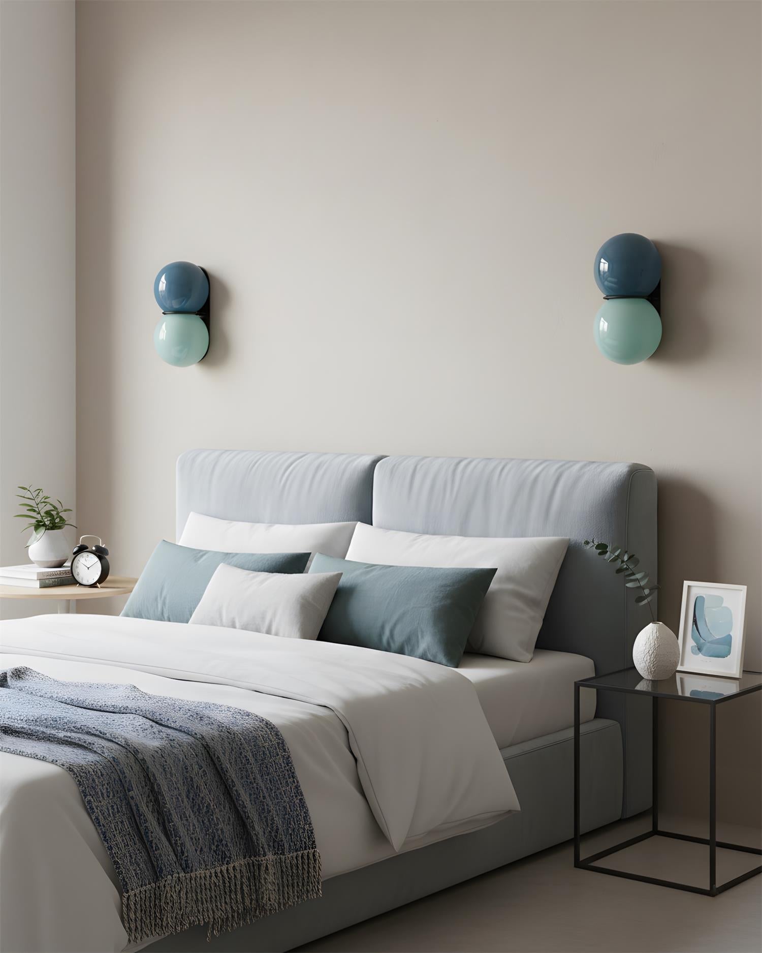 Twinwave Wall Lamp