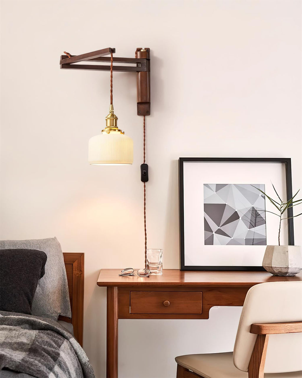 Vintage Maria Plug In Wall Lamp