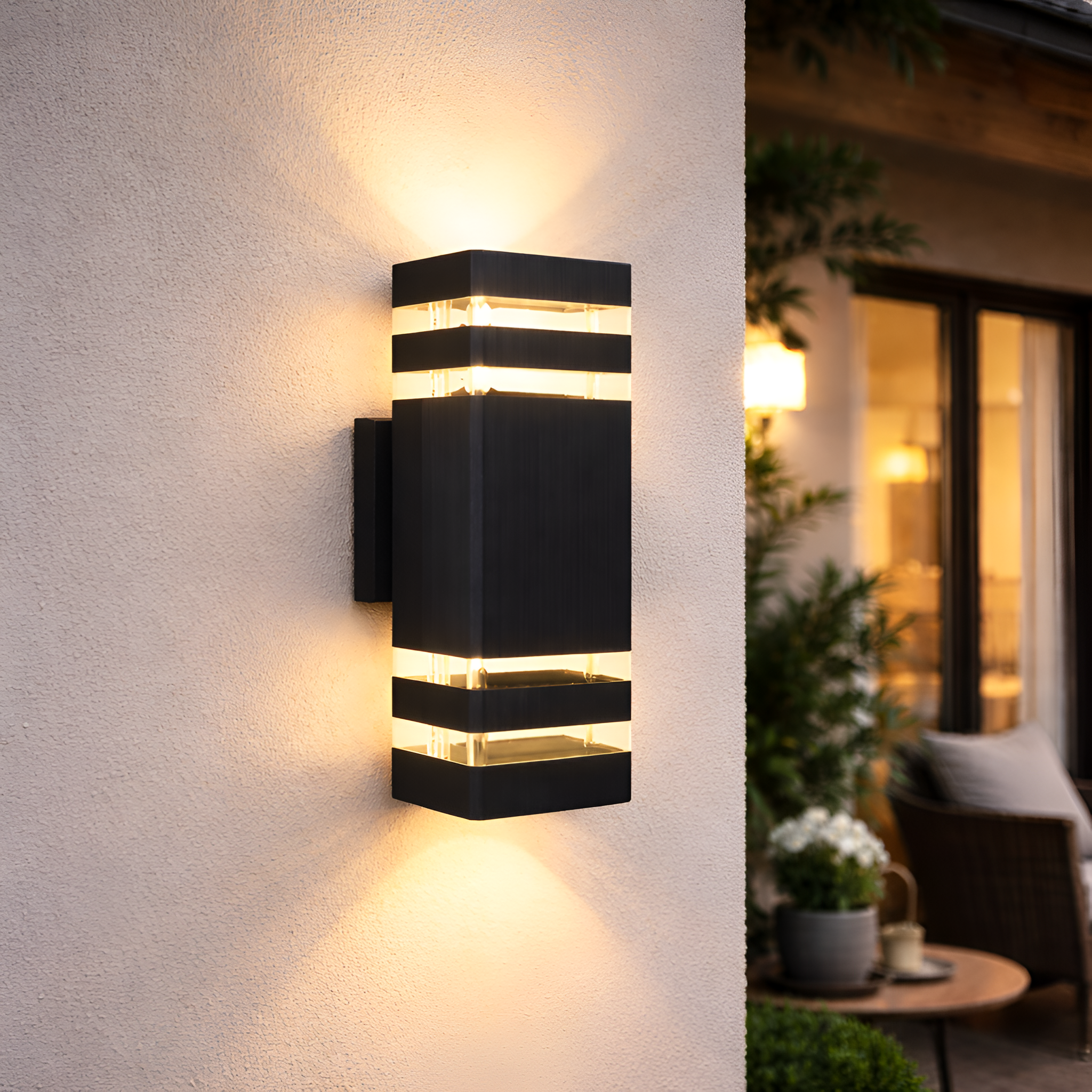 Lior - Modern Outdoor Wall Light