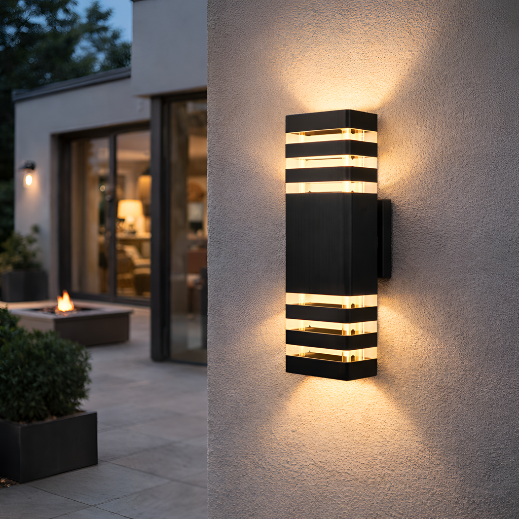 Lior - Modern Outdoor Wall Light