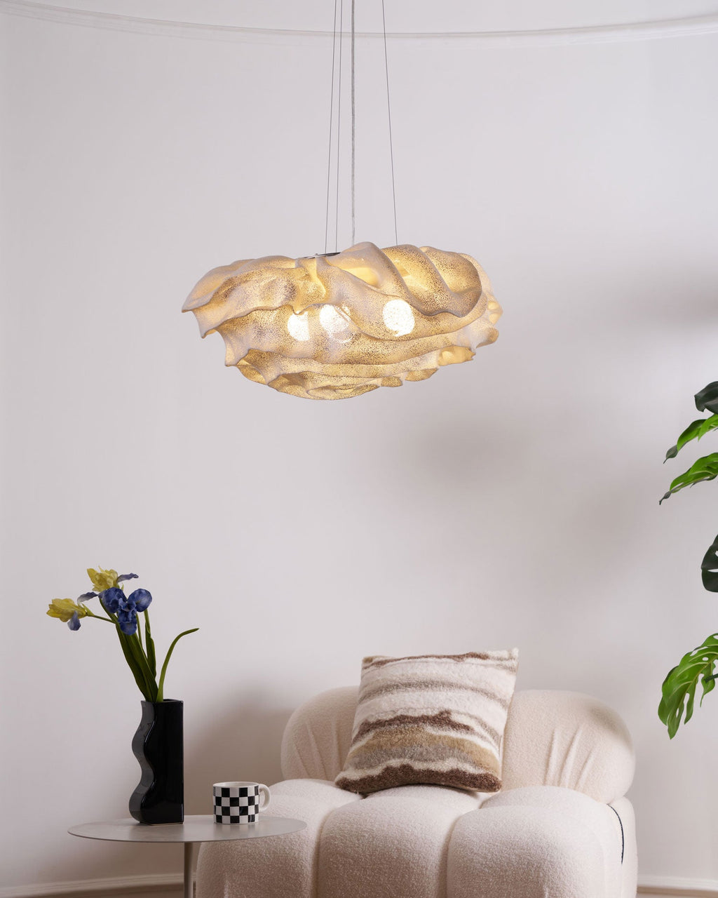 White Hill Pendant Light