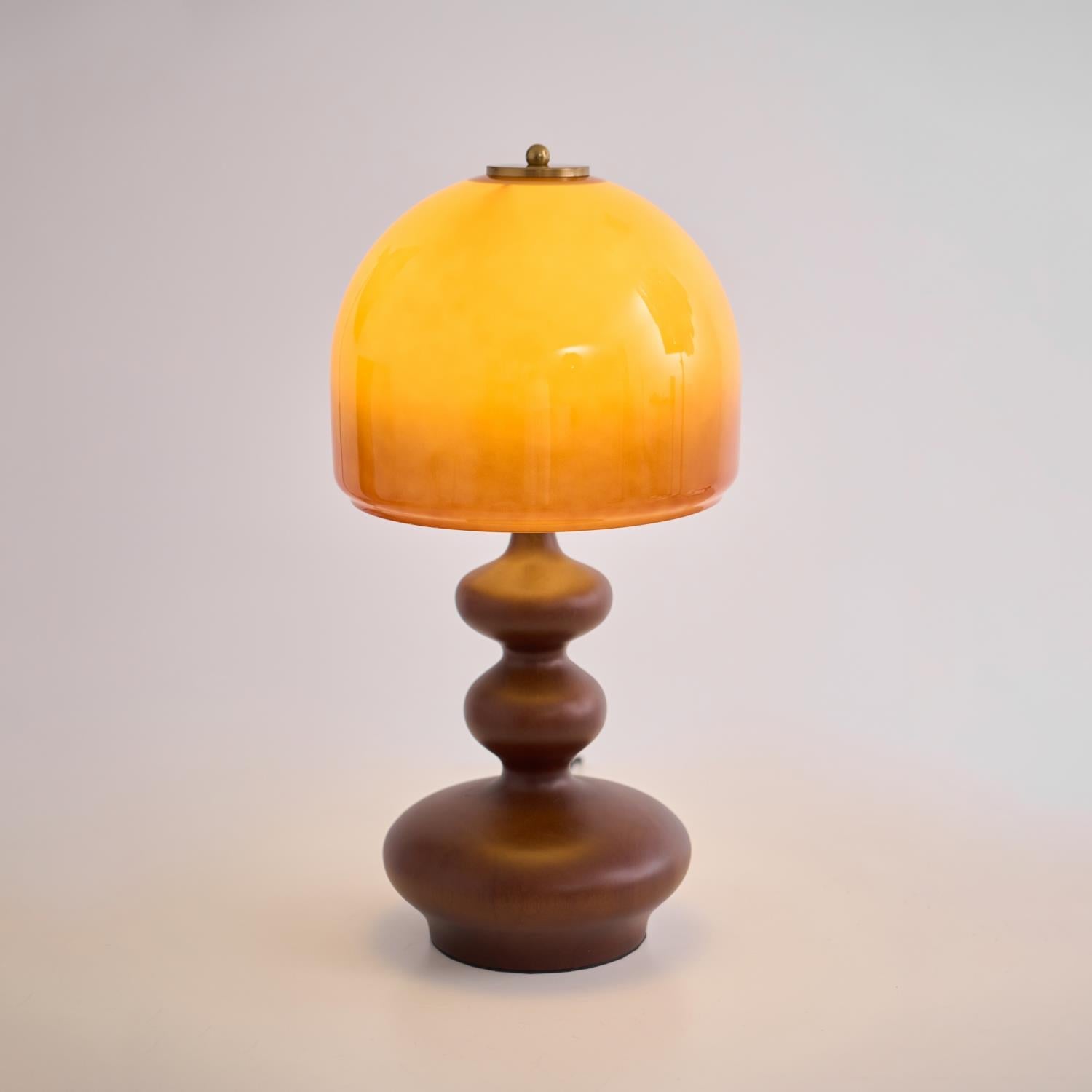 Willow Table Lamp