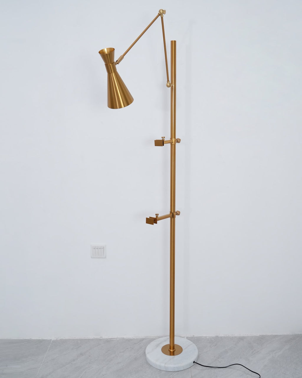 With Frame Support Floor Lamp