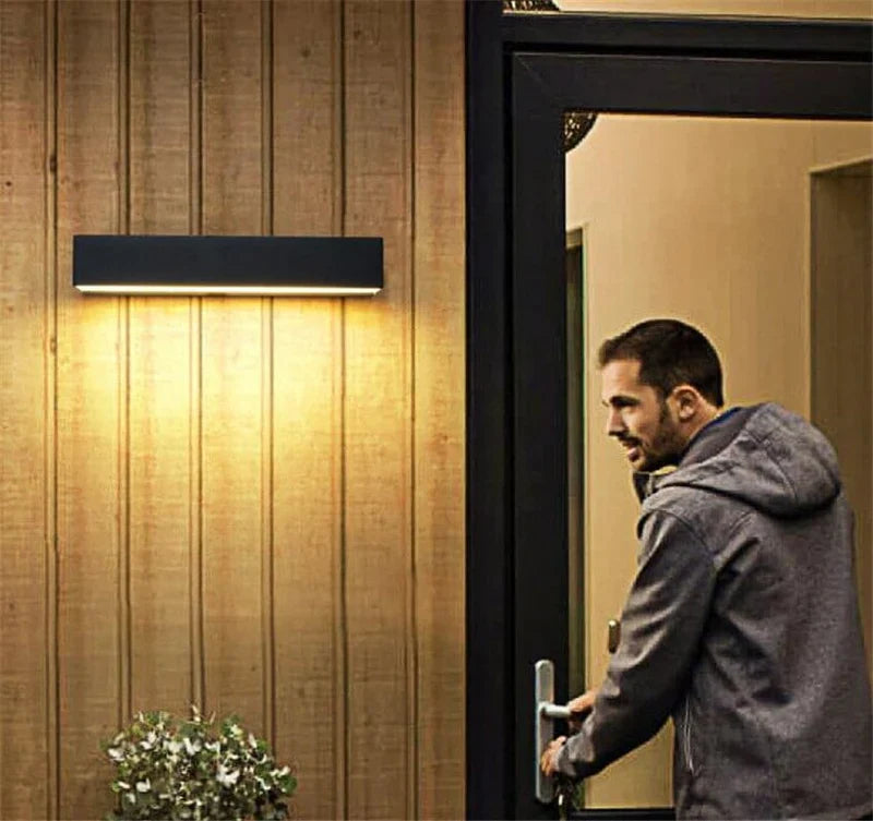 Modern LED Wall Lamp – Minimalist Outdoor Lighting