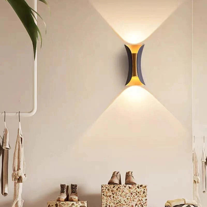 Ray Design Curved LED Outdoor Wall Light Gold/Black/White Garden/Hall Metal