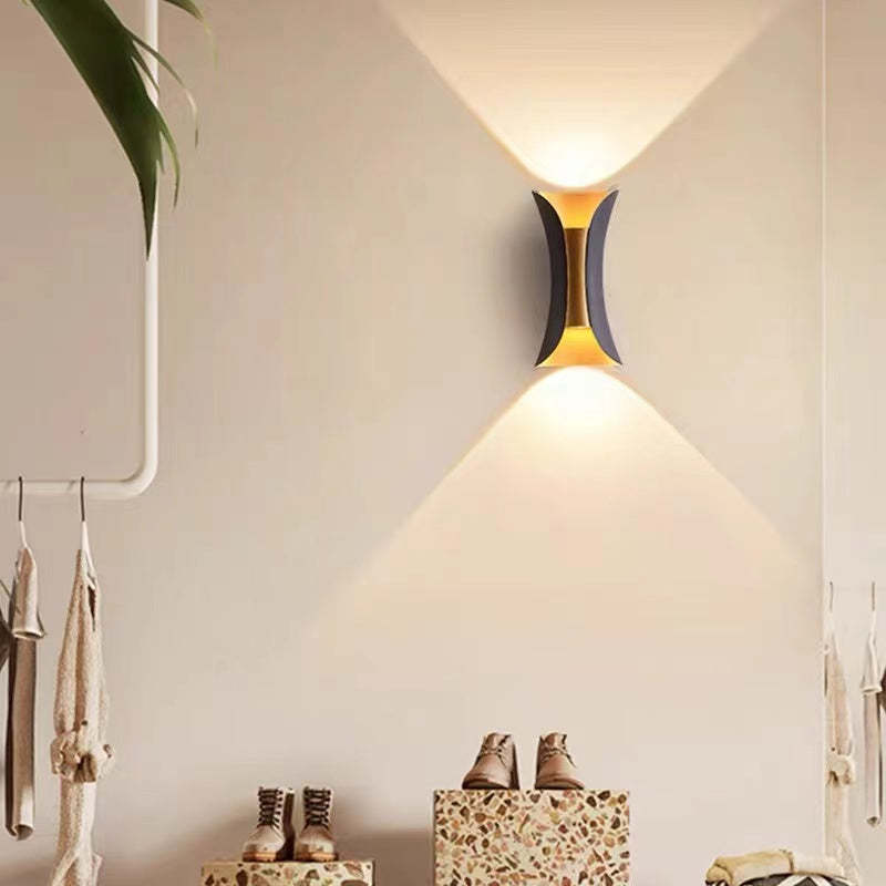 Noxel Simple Wall Sconce Black/White/Gold Courtyard