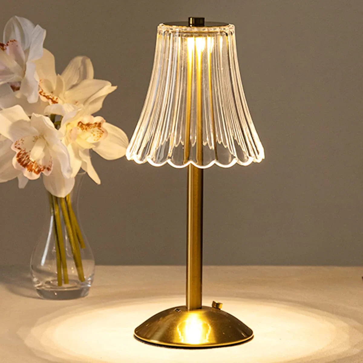 Elegant LED Table Lamp with Crystal Shade and Gold Finish – Touch Activated