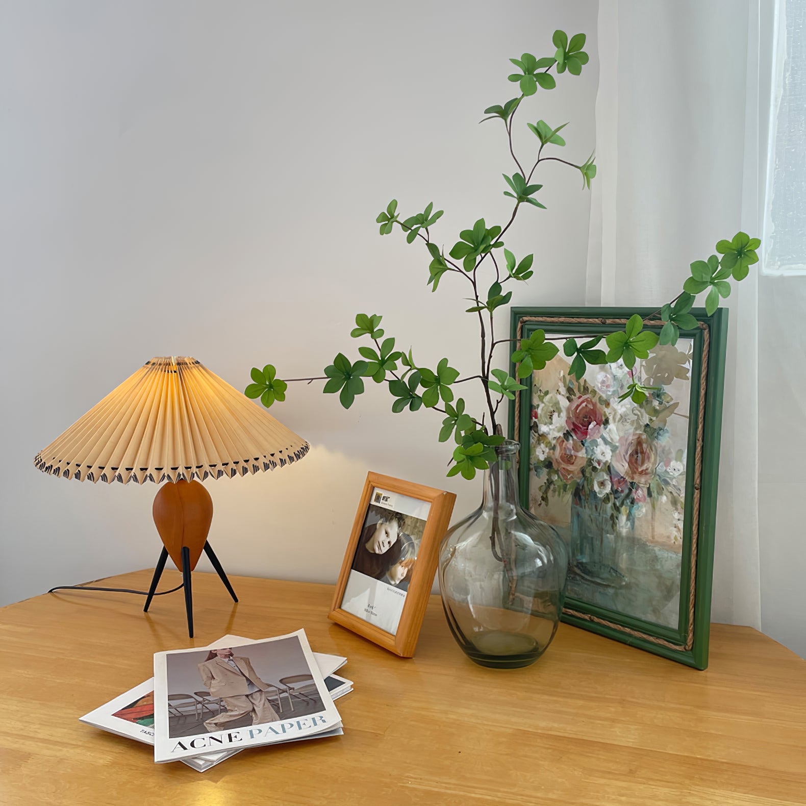 Mian Table Lamp