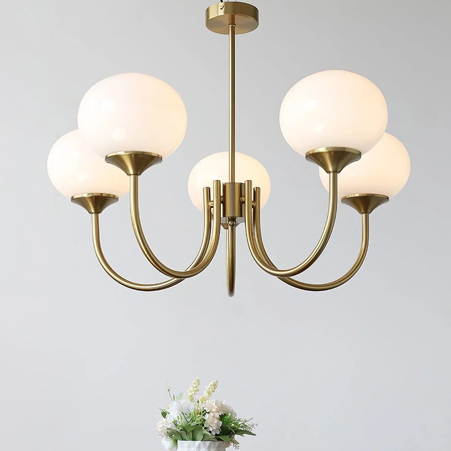 Retro glamour pendant lamp with spherical shades