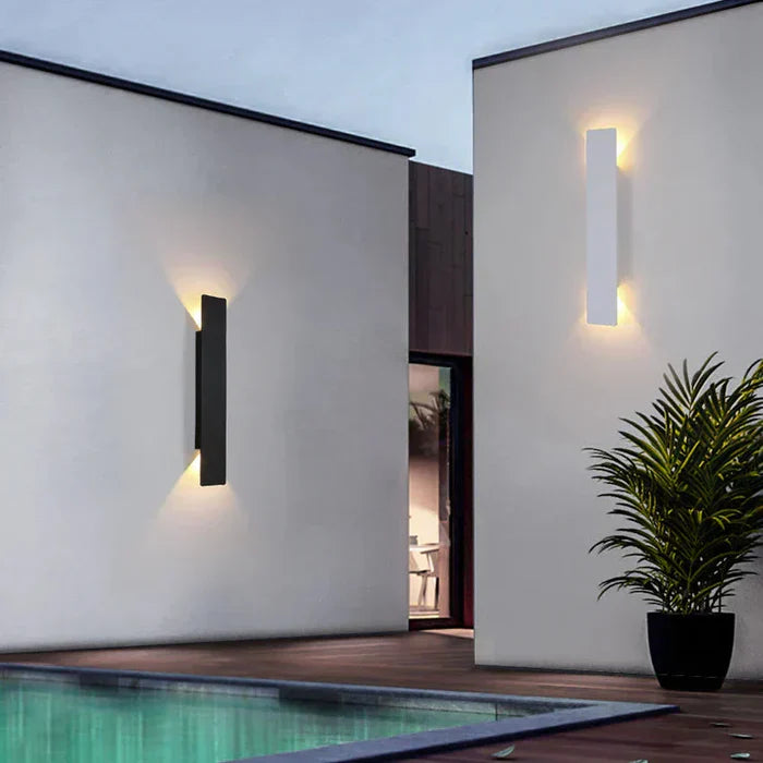 Modern Outdoor Wall Lamp – LED Up/Down Sconce, Waterproof, Vertical Design