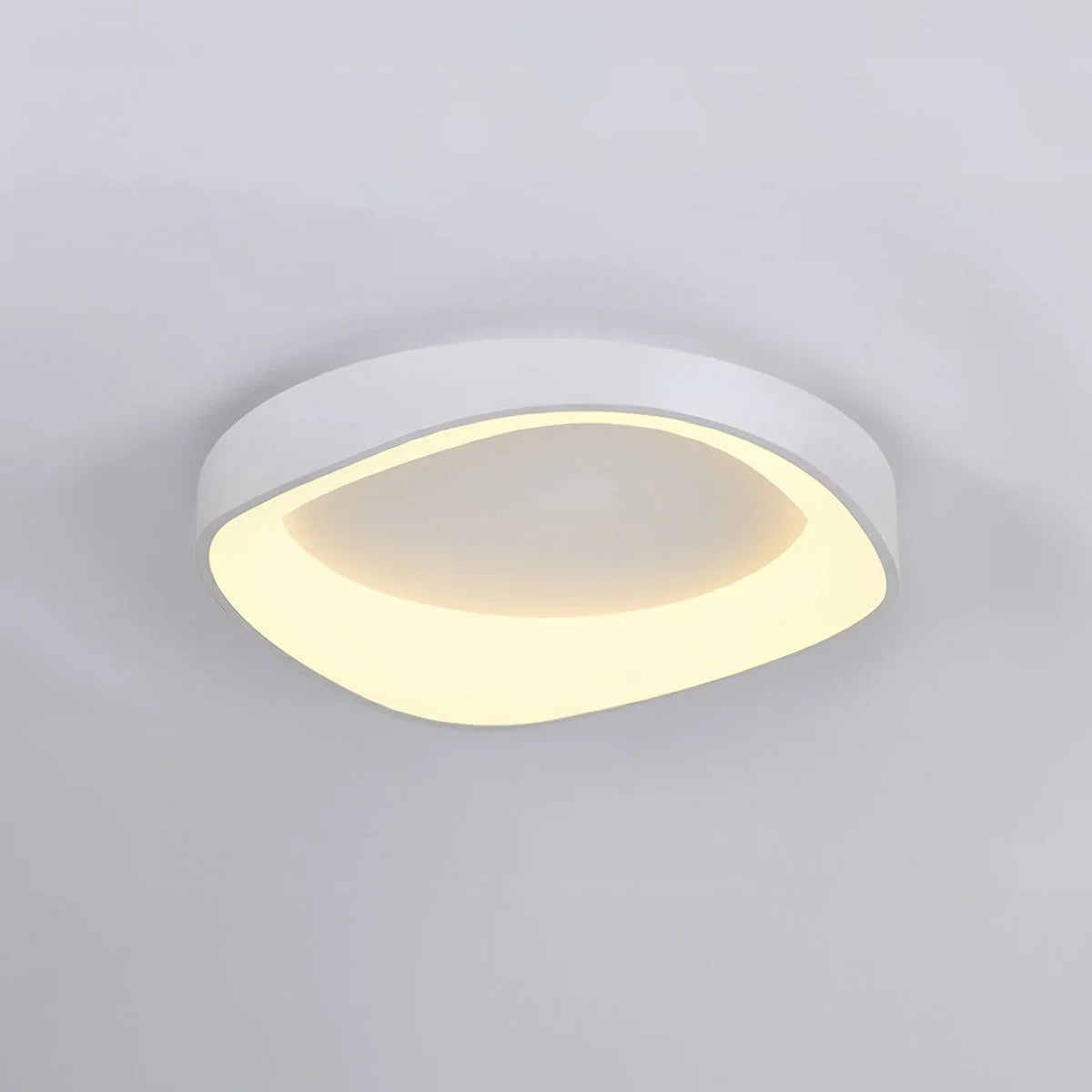 Scandinavian LED Ceiling Lamp – Modern Surface-Mounted Lamp with Wood Effect