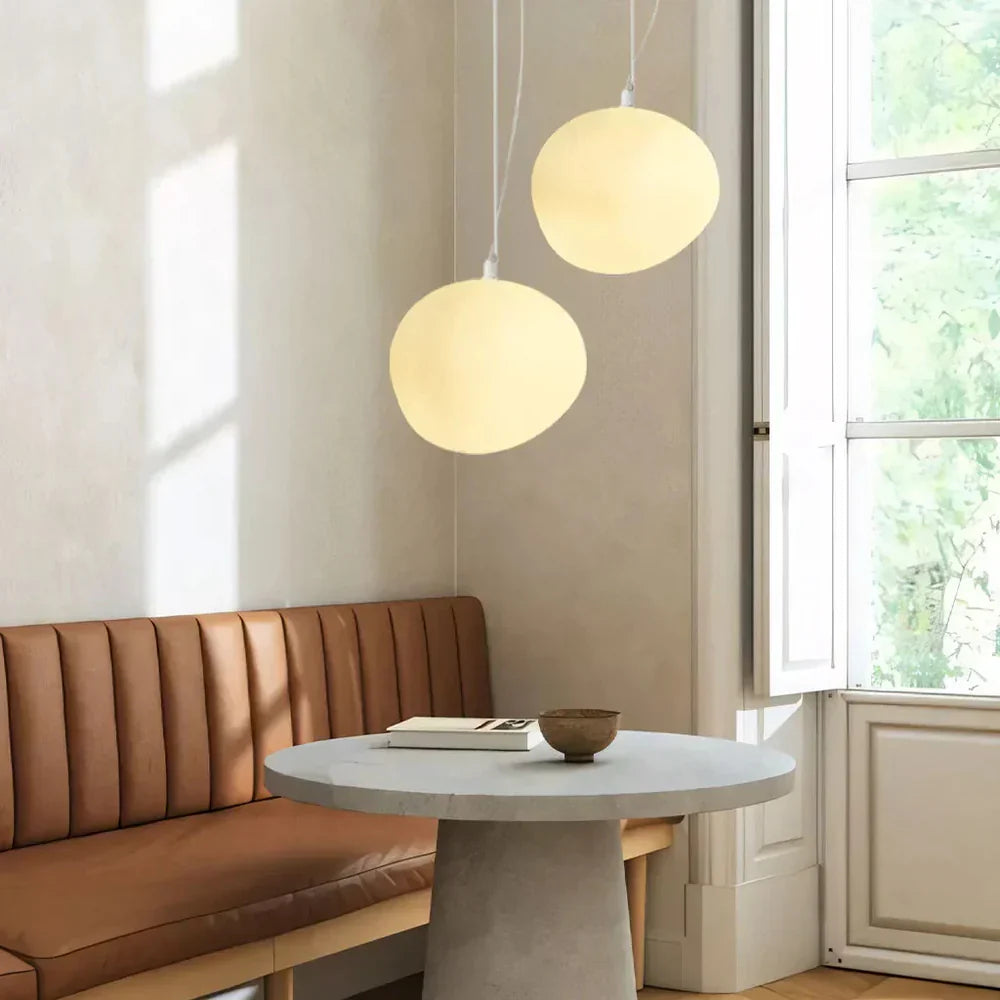 Modern pendant lamp with an organic round shape – minimalist design