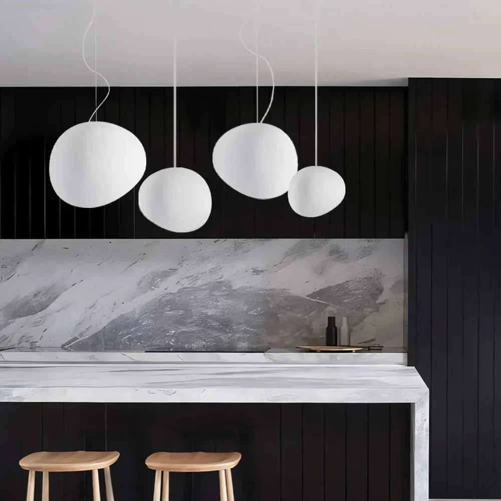 Modern pendant lamp with an organic round shape – minimalist design