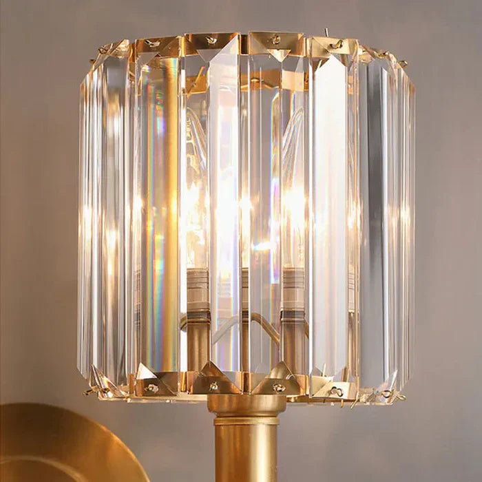 Elegant Crystal Wall Sconce in Glamour Style
